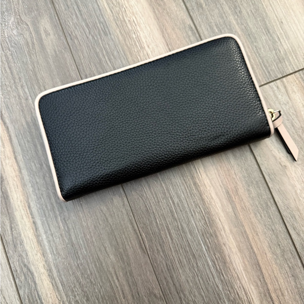 Kate Spade Black and beige Wallet - Picture 2 of 3